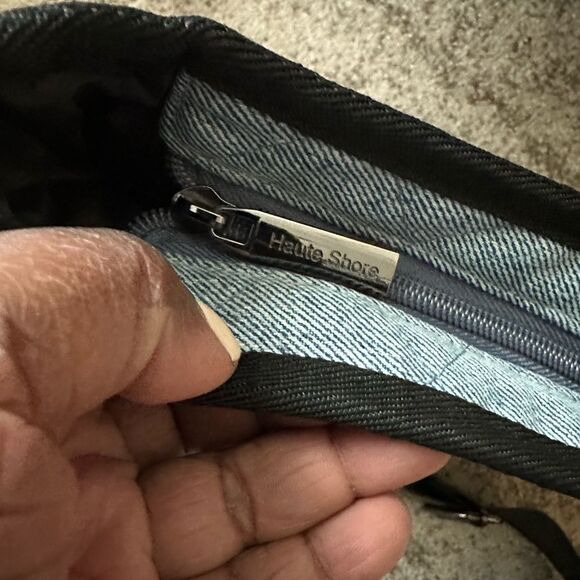 Haute Shore - Jeri York Crossbody, Blue Denim - Picture 7 of 9